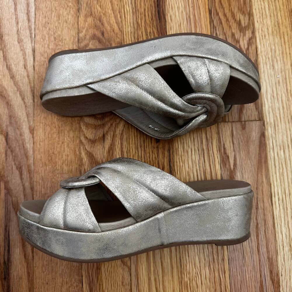 Antelope Hanne Gold Toned Wedge Sandals Women’s Size 38 - Picture 2 of 11